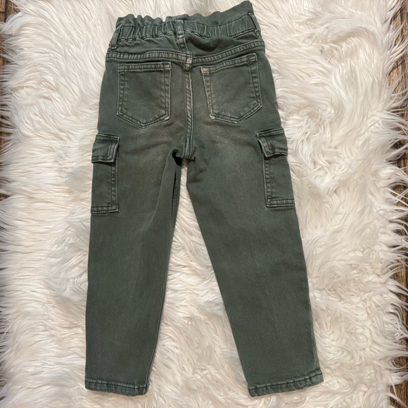 Baby Gap Military Green Just Like Mom Ruffle Cargo Jeans Size 5 yrs - Picture 6 of 8